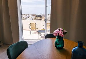 La Vie est Belle Penthouse