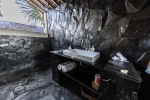 Twin Island Villas & Dive Resort