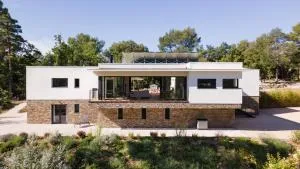 Les Roches Blanches-Montferrat - 阿尔蒂比河畔孔普斯