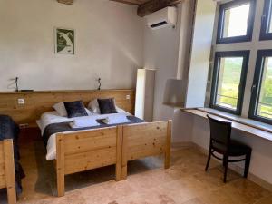 Hotels Chateau du Poet-Celard : photos des chambres