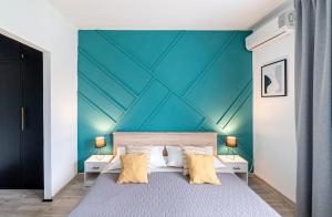 Wind Rose Rooms