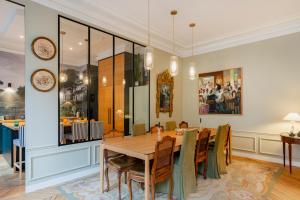 Paris Wagram Design Residence