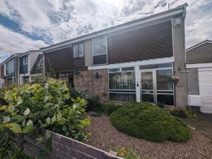 Gorgeous Full Home in Edinburgh