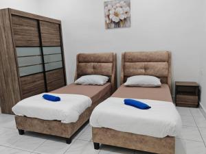 Paragon Homestay Melaka - 10Pax,5BR,5Bath