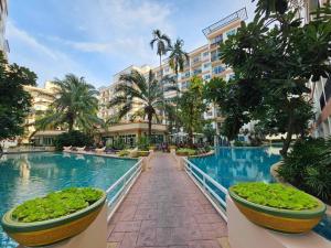 Park Lane Resort by Best Asset