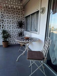 Apartment in front of Arrabassada Beach