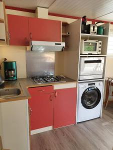 Chalets Gite proche Mont St Michel, Spa privatif en option ,St Malo : photos des chambres