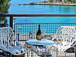 Luxury Seaside House Noble- BEST LOCATION IN TOWN