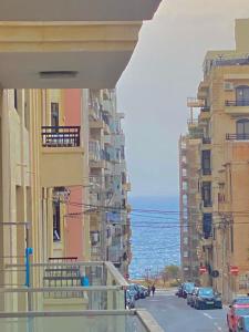 Tigné Sliema Three Bedrooms Apartment