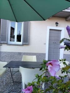 Traditional Piazza HomeBalcony Private Garden