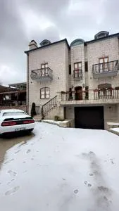 Mari's Guesthouse - Rexhini