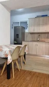 APARTMENTS Dhimiter - Vuno