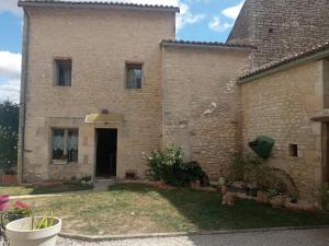 Appartements Charmante maisonnette proche Futuroscope : photos des chambres