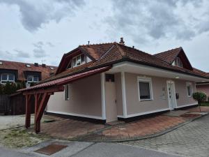 Oddih v mirnem in zelenem okolju 