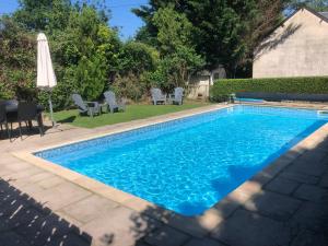 Maisons de vacances Rose Cottage with seasonal Swimming Pool : photos des chambres