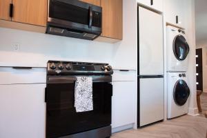 Modern 1 BR Apt 2 Blocks 2 Beach