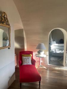 Villas Air-conditioned authentic village house with sea view, terraces and swimming pool : photos des chambres