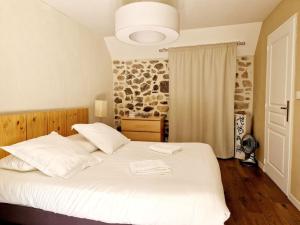 Maisons de vacances La Maioun, entouree de la foret au calme : photos des chambres