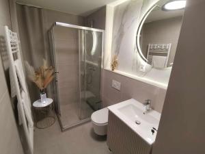 Stay PRESTIGE Apartment - Luxury Trnava, FREE INDOOR PARKING