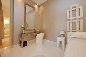 Domus Aurea Luxury Suites