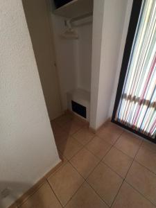 Le Cap dAgde 2 pièces climatisé résidence Odalys St Loup en RDC avec terrasse