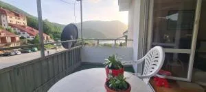 Delicious - Gornji Unač