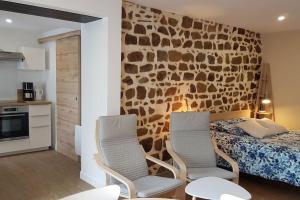 Studio chaleureux 5 mns chaine des Puys