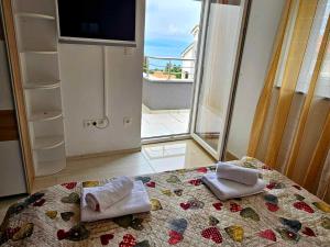 Domagoj - Luxury apartment with private parking, jacuzzi and seaview