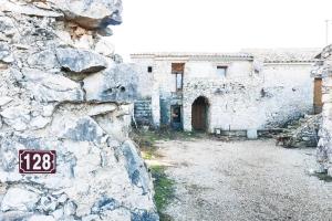 Maisons de vacances JAS provencal pour 6 personnes a 2mn de la Grange de Javon : photos des chambres