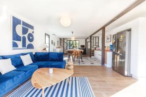 Villa climatisée, Piscine, Plages 8mn à pied