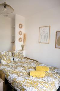 Appartements Chez Nino, un studio lumineux et climatise : photos des chambres