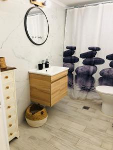 IKIES A&A SUITES & VILLAS