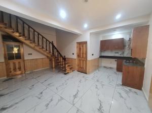 Skyview Cottages Manali