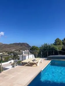 Oro y luz las negras - Fernán Pérez