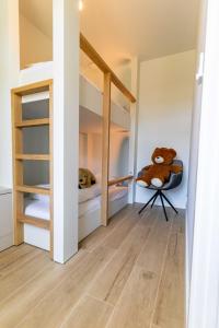 Den Leo, 3 bedroom apartment Fresh & Bright with south facing garden