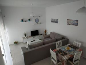 Summer Apartment close to the beach - ARES 3