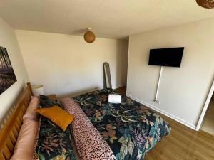 Studio Apartment with spacious garden in Carterton