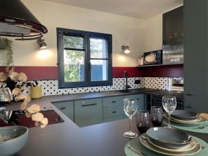 Appartements Studio independant proche Paris - Chromatic Stella Luxe, calme et volupte : photos des chambres