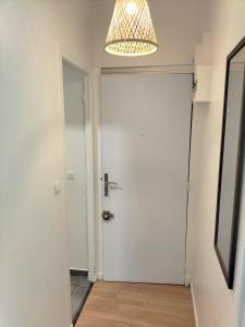 Appartements Super appartement autonome a Villepinte proche de Paris : photos des chambres