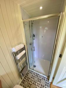 Shepherds Hut, Conwy Valley