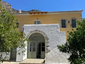 Alexander House 1 - Leonidion (Leonidio)