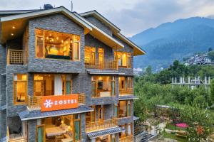 Zostel Old Manali, Goshal Road