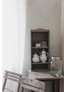 Una Casa Bottega - Cadè