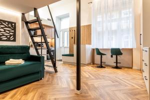 Downtown Dream by Stlcz