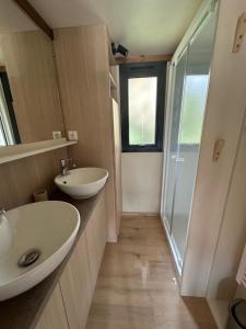 Hotels Le Mas Saint Donat : photos des chambres