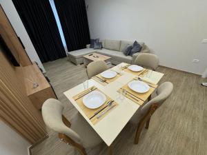 Islas Luxurious Seaside Apartments