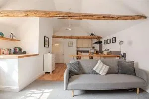 Charming flat in lovely rural location - 雷特福德