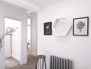 Hyde Park 3 bedroom flat