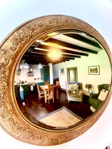 Work and Relax - Fast WiFi, Fireplace & Near Pub