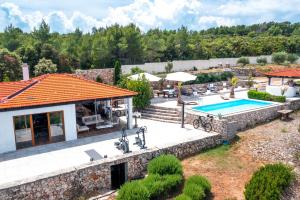 House of Freedom by Aneo Travel